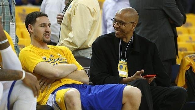 德甲半场：安塞尔米诺建功，多特蒙德暂1-0勒沃库森（半场战报：安塞尔米诺破门，多特蒙德暂以1-0领先勒沃库森）