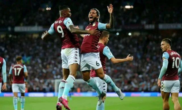 意甲最新动态：米兰锁定18岁新锋，国米仅落榜首一分